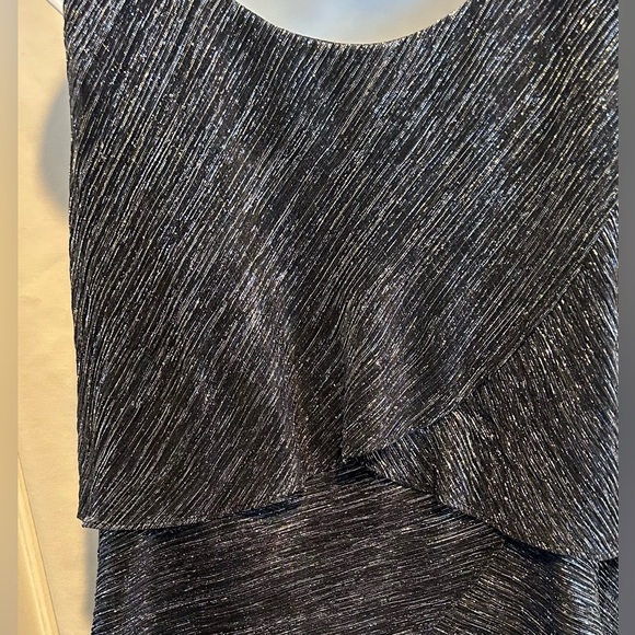 SLNY size 16 dress, black and silver with layers. Sleeveless and sheer w/ slip - Picture 6 of 9